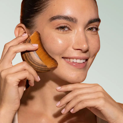 Escova facial efeito lifting GlowLift